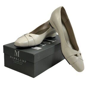 Mark Lemp Classics Pumps Women’s Size 10M Closed Toe Cream Beige Ivory Off White